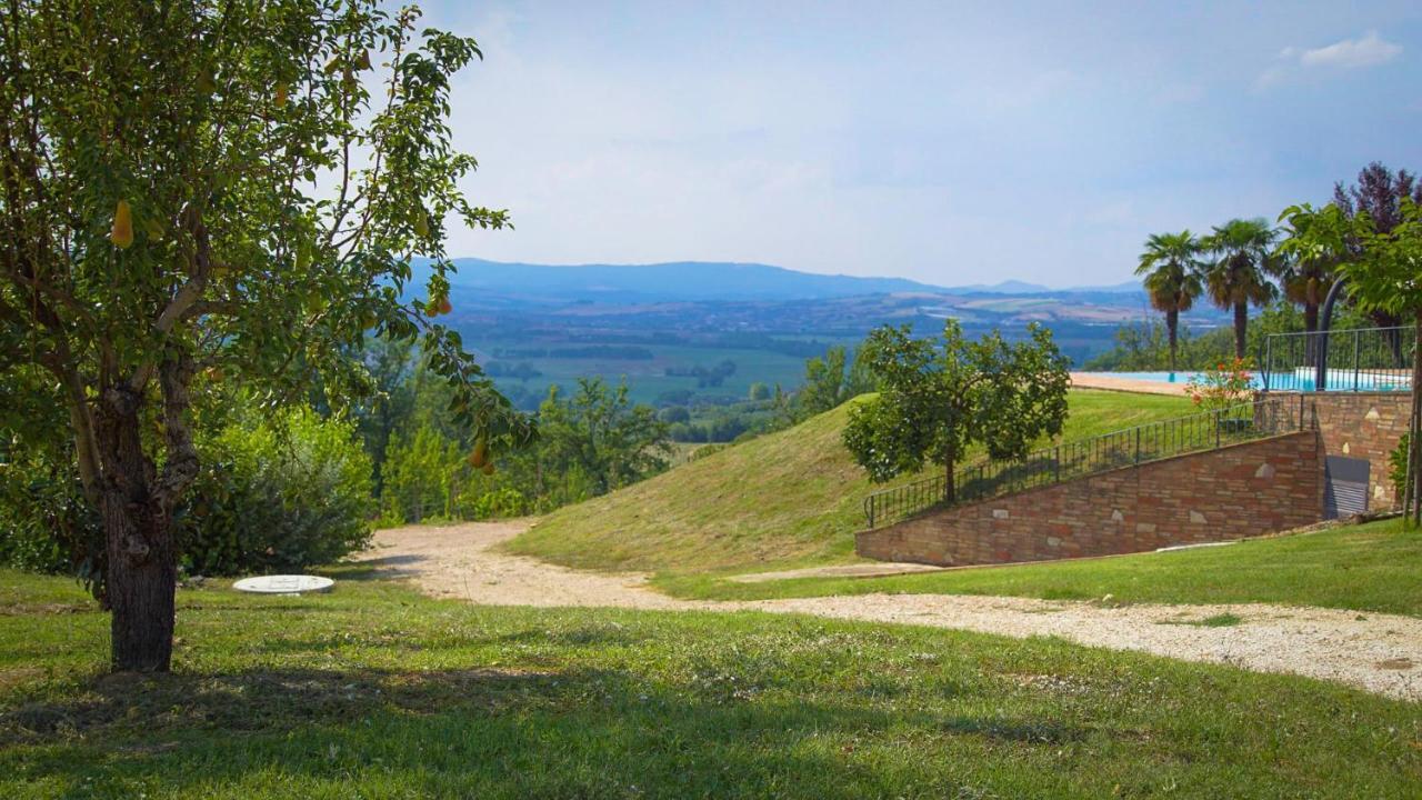 Bed and Breakfast Miataland Collazzone Екстер'єр фото